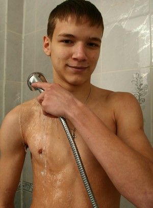 Russian stud exposes small dick