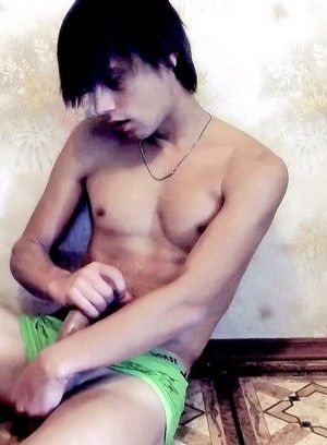 hairy masturbation pissing solo toys twink 